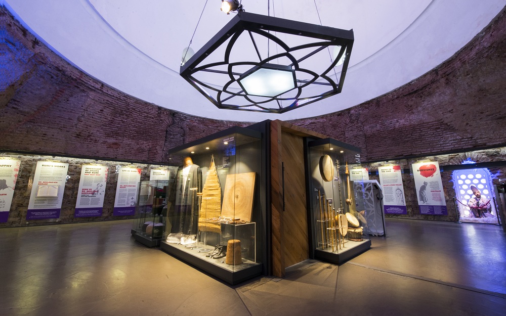 Mesmerizing Dervish Display: Journey into the Heart of Sufi Tradition