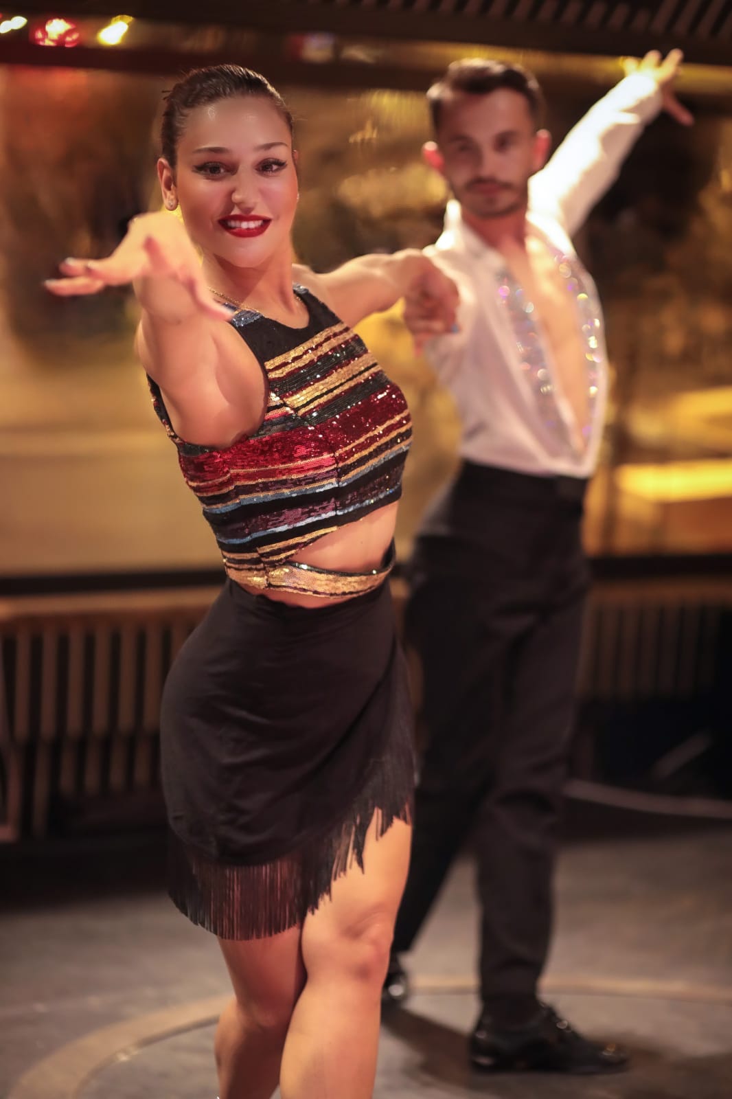 Bosphorus Cruise : Dinner + Unlimited Soft Drinks + Private Standart Table + Turkish Shows with Hotel Transfer