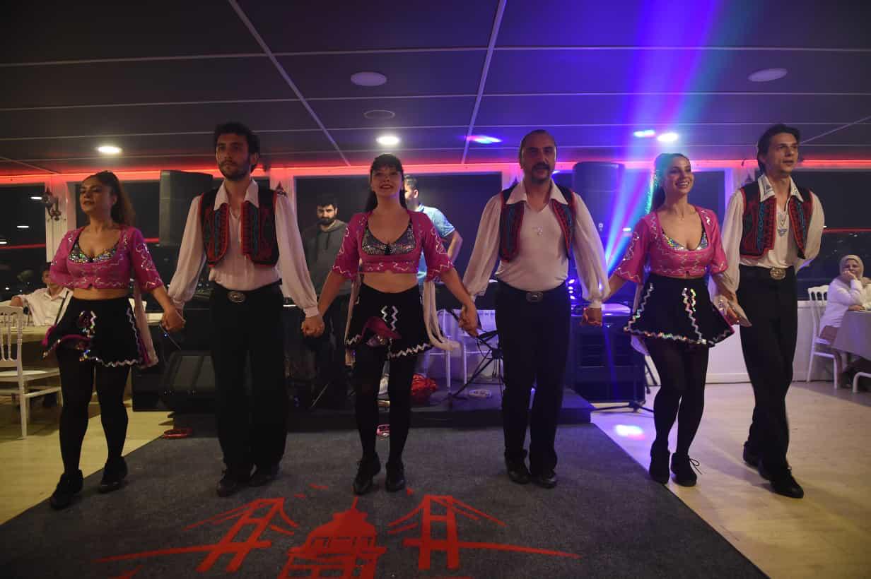 Bosphorus Cruise: Dinner + Unlimited Soft Drinks + Private Close to Show Table + Shows with Hotel Transfer