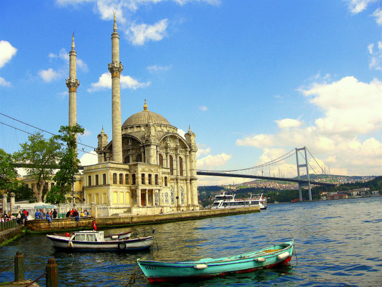 Istanbul Bosphorus : Bosphorus Breakfast Cruise with Audio Guide and Morning Tour with Hotel Transfer